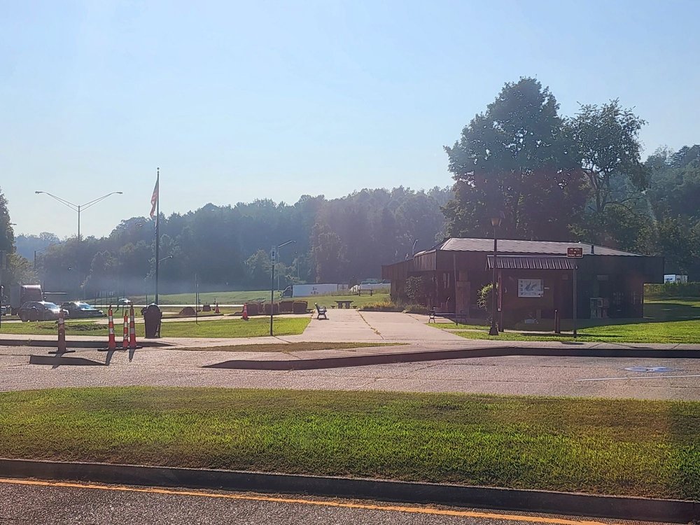 EASTBOUND I64 REST AREA 181 I64, Hurricane, West Virginia Rest