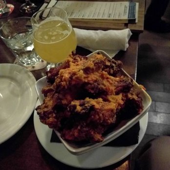 Indie Ale House - Wings! - Breweries Near Me - Toronto, Ontario