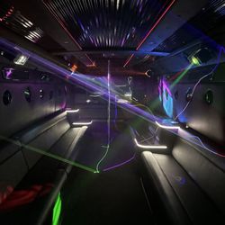 Live It Party Bus - Random lights patterns
