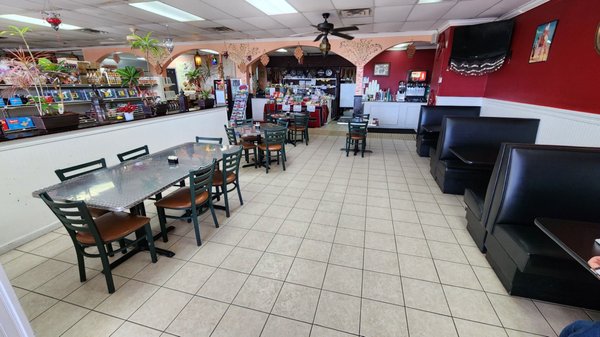 Stella Maris Restaurant & Grocery by null