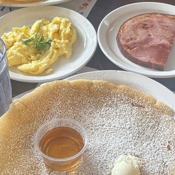Paula's Pancake House - Danish pancake with ham and scrambled egg / IG: mamachoos.eats.travels - Breakfast & Brunch Near Me - Solvang, California Paula's Pancake House - Danish pancake with ham and scrambled egg / IG: mamachoos.eats.travels - Breakfast & Brunch Near Me - Solvang, California