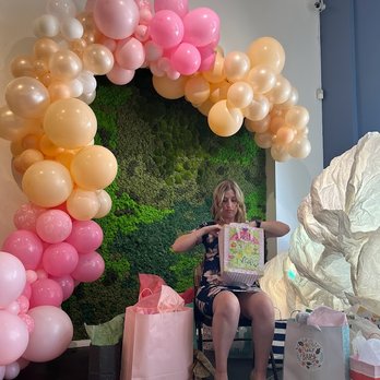 Yvette's Balloons - Balloon Services Near Me Yvette's Balloons - Balloon Services Near Me