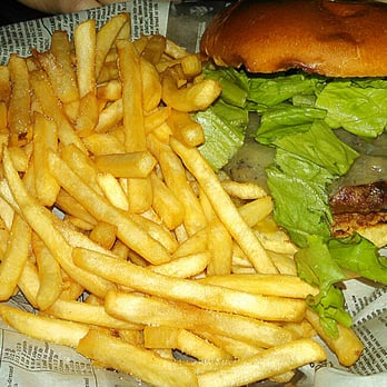 Park Bar - ...not stingy w/ fries or tator tots! - Bars Near Me - Atlanta, Georgia Park Bar - ...not stingy w/ fries or tator tots! - Bars Near Me - Atlanta, Georgia