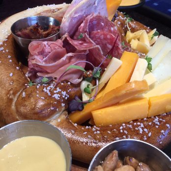 BottleTaps - Banquet Pretzel Board - Legit - Gastropubs Near Me - Pleasanton, California