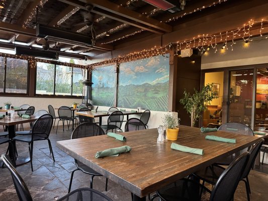 Fume Bistro & Bar by null