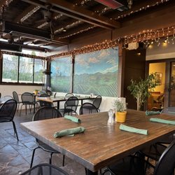 Fume Bistro & Bar