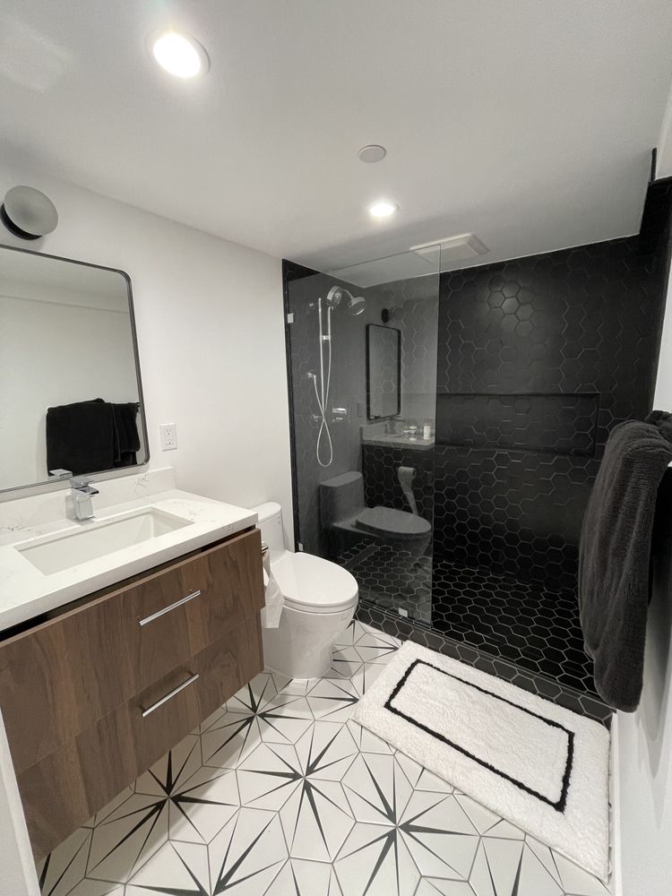 Slide of R7 Construction