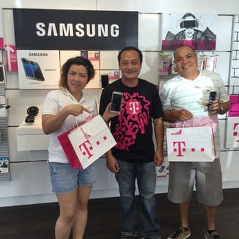 T-Mobile - Mobile Phones Near Me - Westminster, California