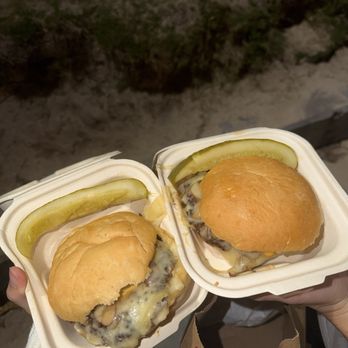 Tapa Bar - Burgers - Wine Bars Near Me - Honolulu, Hawaii