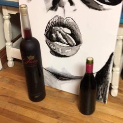 Urban Winery - Art and Wine!