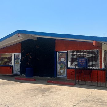 Gatorpit Barbq - Outside - Barbeque Near Me - Lancaster, Texas Gatorpit Barbq - Outside - Barbeque Near Me - Lancaster, Texas