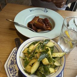 Ribs and cold cucumbers Ribs and cold cucumbers
