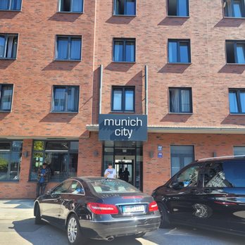 Hotel Munich City - 2024-07-05. Hotel Munich City. Schwanthalerstraße, München, Germany. Storefront. - Hotels Near Me - Munich, BY