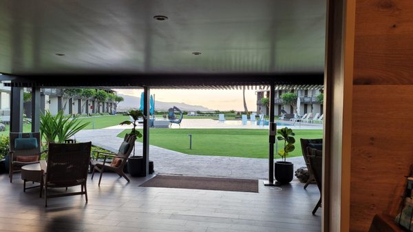 Maui Seaside Hotel by null