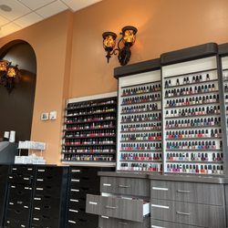 Bloomfield Nails Spa