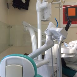 Behandlungsraum Zahnarzt Dr. Arentowitcz
