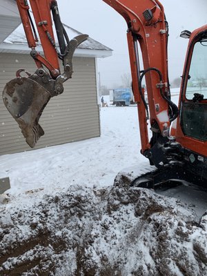 Dusty's Drain Cleaning Logo