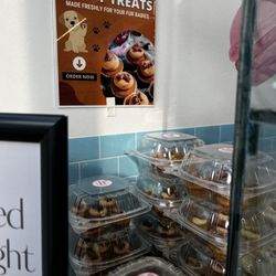 Lil’ Cakes And Creamery