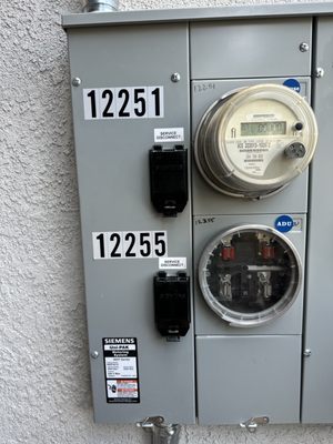 HLS Electric Logo