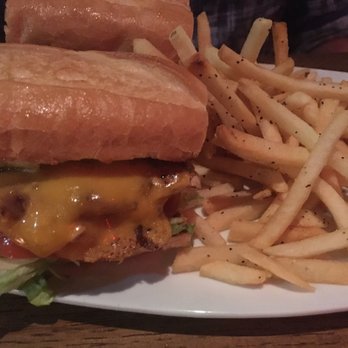 Reunion Kitchen + Drink - Chicken sandwich - New American Near Me - Laguna Beach, California