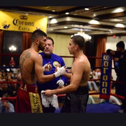Niavaroni's Kickboxing and Boxing - Good sportsmanship