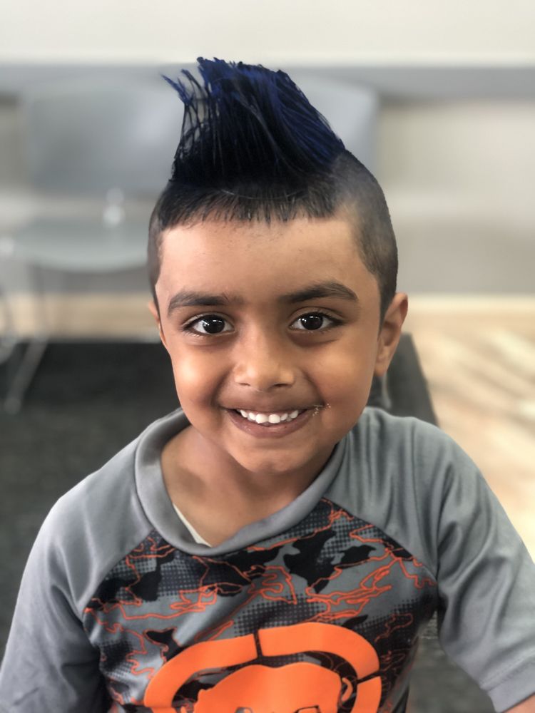 GREAT CLIPS Updated September 2024 20 Reviews 1328 N Roselle Rd, Schaumburg, Illinois