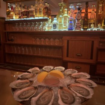 The Barnacle - Dozen raw with house made mignonette - Pubs Near Me - Bar Harbor, Maine