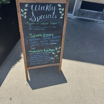 Mamma Lucy - Italian Near Me - Scottsdale, Arizona