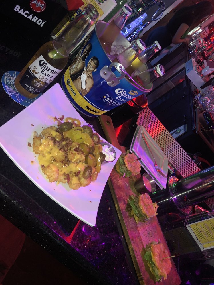 KNOCKOUT SPORTS BAR N GRILL Updated October 2024 4 Market St