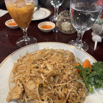 Thai Villa Cuisine - 28. Pad Thai - Thai Near Me - Fishers, Indiana Thai Villa Cuisine - 28. Pad Thai - Thai Near Me - Fishers, Indiana