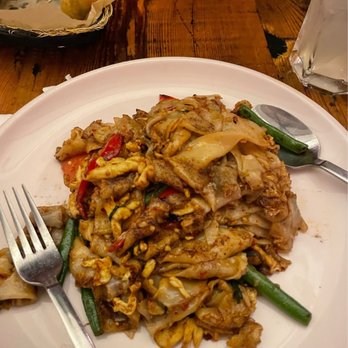 Yimm - Pad kee mao beef - Thai Near Me - Oakland, California Yimm - Pad kee mao beef - Thai Near Me - Oakland, California