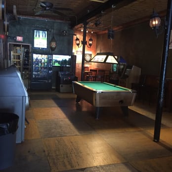 The Old Crow - a pool table in a pub - Bars Near Me - Dallas, Texas The Old Crow - a pool table in a pub - Bars Near Me - Dallas, Texas