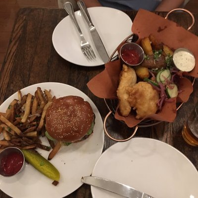 On Point Bistro by null