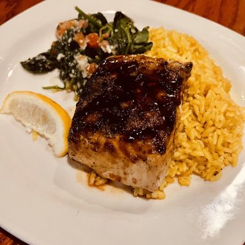 Sam Snead's Tavern - Mahi Mahi - Steakhouses Near Me - Savannah, Georgia