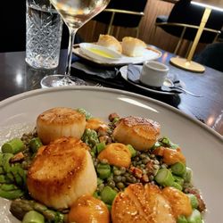 The Hartley - Scallops - yum!