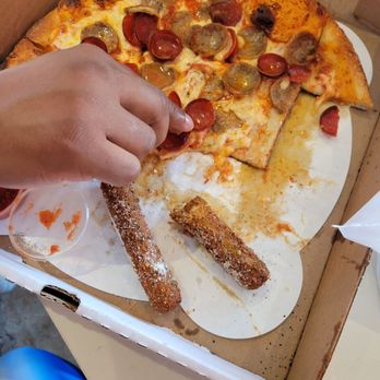 Pizza Bar Collins Ave - Pepperoni and sausage mozzarella sticks - Pizza Near Me - Miami Beach, Florida