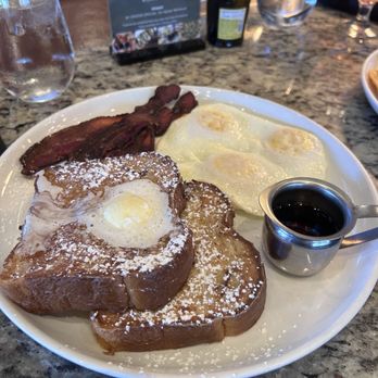 Rail Stop Restaurant & Bar - Lumberjack breakfast with bacon - New American Near Me - Boston, Massachusetts Rail Stop Restaurant & Bar - Lumberjack breakfast with bacon - New American Near Me - Boston, Massachusetts