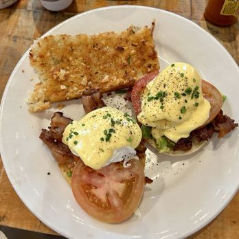 The Grove Yerba Buena - Eggs Benedict w/ Bacon and Avocado. I added tomato to mine . :) - New American Near Me - San Francisco, California The Grove Yerba Buena - Eggs Benedict w/ Bacon and Avocado. I added tomato to mine . :) - New American Near Me - San Francisco, California