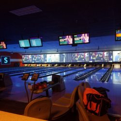 Bowlero Fair Lawn