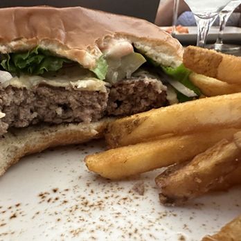Sevens Bar & Grill - Burger ordered "medium" - American Near Me - Milpitas, California Sevens Bar & Grill - Burger ordered "medium" - American Near Me - Milpitas, California