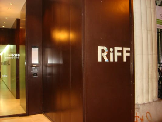 Restaurante RiFF by null