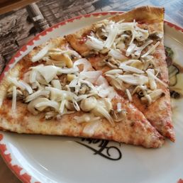Amazing Pizza with a perfect crisp crust!! Delicious!! Amazing Pizza with a perfect crisp crust!! Delicious!!