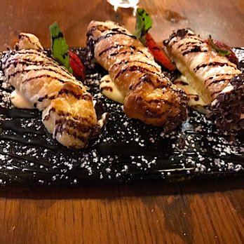 Pasta y Basta - Chef's take on a cannoli, very delicious! - Italian Near Me - Rosarito, BCN Pasta y Basta - Chef's take on a cannoli, very delicious! - Italian Near Me - Rosarito, BCN