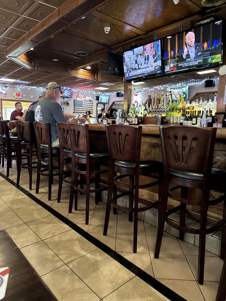Mantoloking Road Alehouse