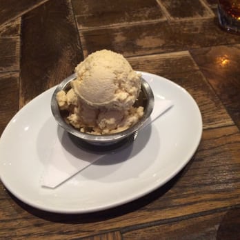 Siena Tavern - One of the best PB gelato I've had... Peanut butter and white chocolate - Italian Near Me - Chicago, Illinois