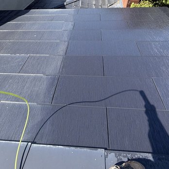 Guru Solar Cleaning - Before and After - Solar Panel Cleaning Near Me Guru Solar Cleaning - Before and After - Solar Panel Cleaning Near Me