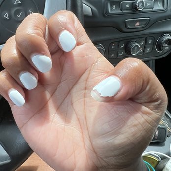 Lee Spa Nails - Chipped gel polish after 5 days - Nail Salons Near Me - Garner, North Carolina Lee Spa Nails - Chipped gel polish after 5 days - Nail Salons Near Me - Garner, North Carolina