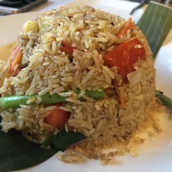 Twin Fish - Lemon Grass fried rice (vegetarian) - Thai Near Me - Mississauga, Ontario Twin Fish - Lemon Grass fried rice (vegetarian) - Thai Near Me - Mississauga, Ontario