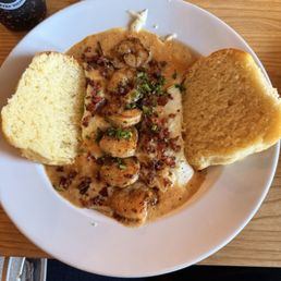 Shrimp & Grits Shrimp & Grits