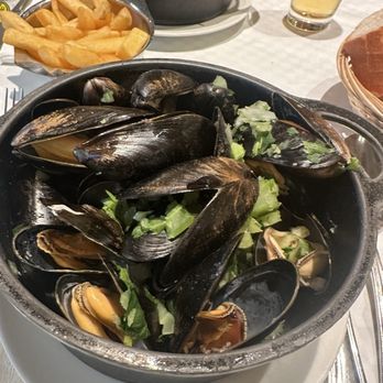 Chez Léon - Belgian Near Me - Brussels, BRU